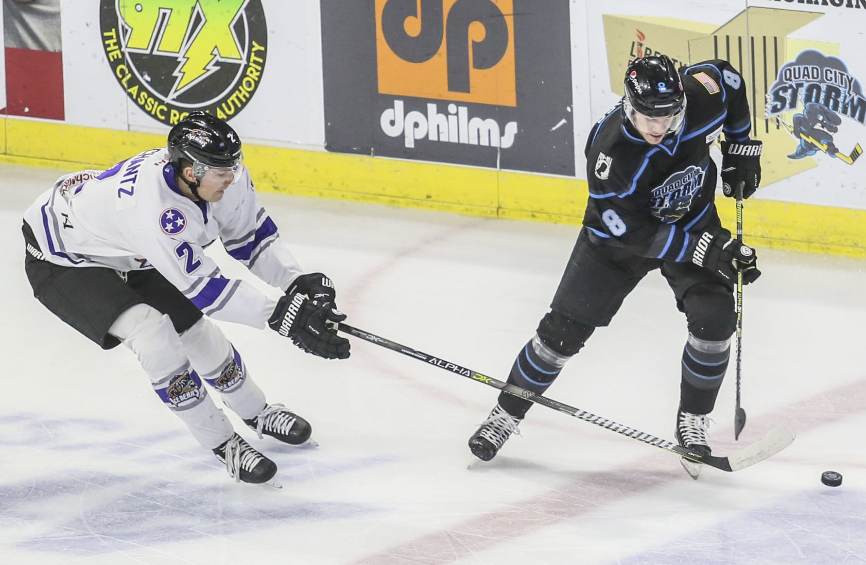 012620-qct-spt-storm-hockey-4.JPG